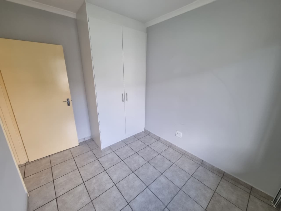2 Bedroom Property for Sale in Klein Drakenstein Western Cape